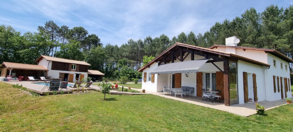 maison familiale SALLES 33770 famille grange rénovée calme vue foret maison vente